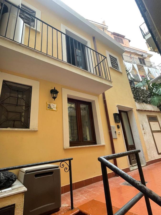 فيلا Casa Al Vico تاورمينا المظهر الخارجي الصورة